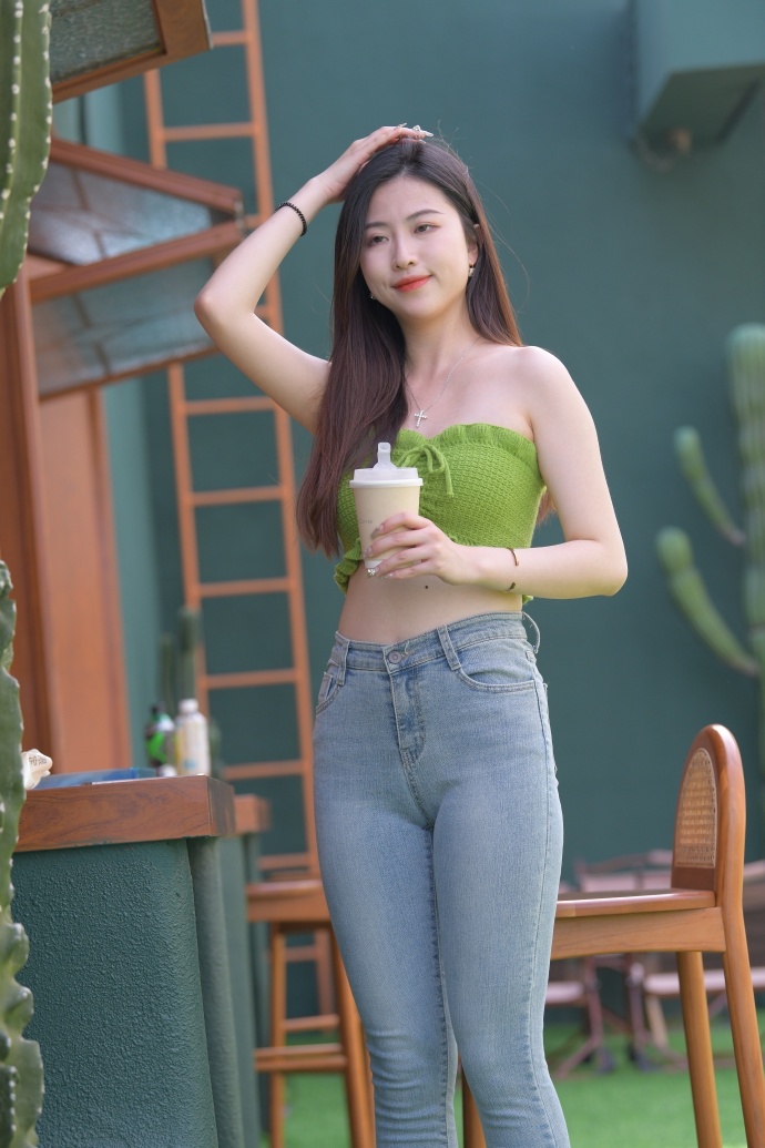 漫先是喝奶 MBA智库老师好紧⋯要进去了